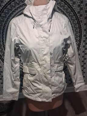 The North Face Women's White Hooded Ski Shell Jacket